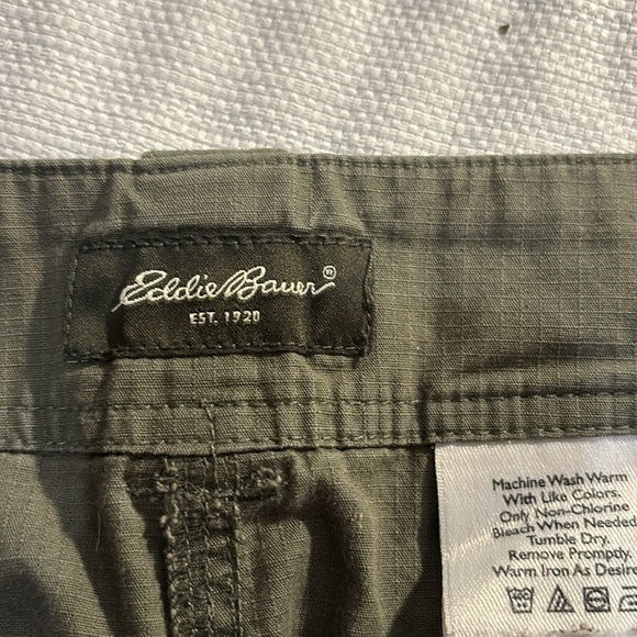Eddie Bauer Khaki Green Mini Skirt Size 10 - Picture 7 of 9